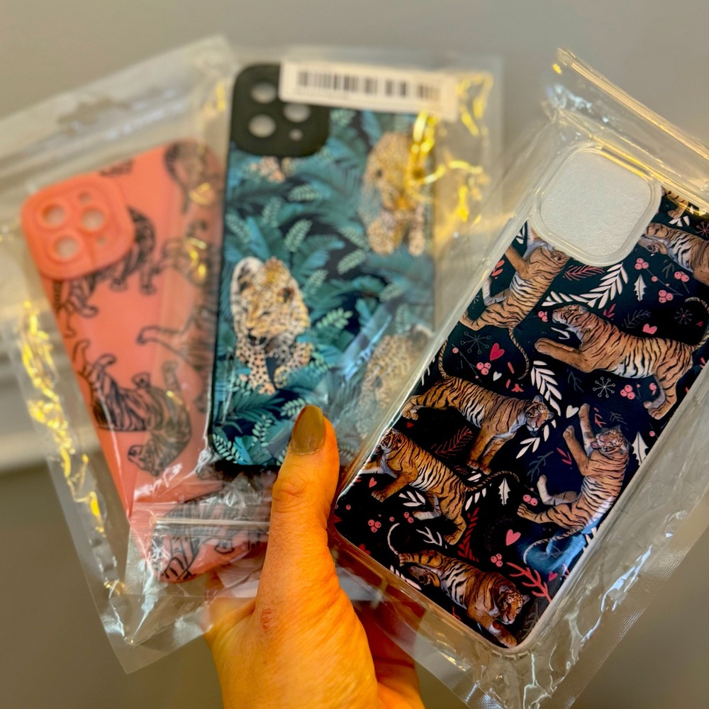 3- iPhone 11 ProMax Cases + fast charging cable cord.